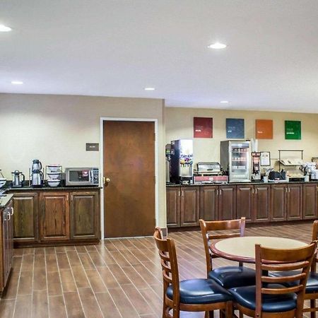 Comfort Inn Clinton Zewnętrze zdjęcie